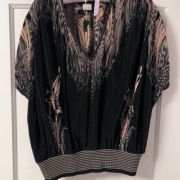 Virginie Paris blouse - Picture 1 of 1